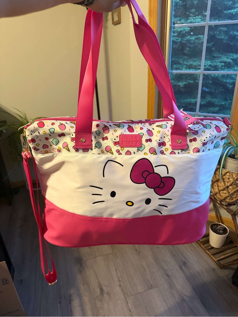 Hello Kitty Hot Pink and White Tote with Patterned Trim